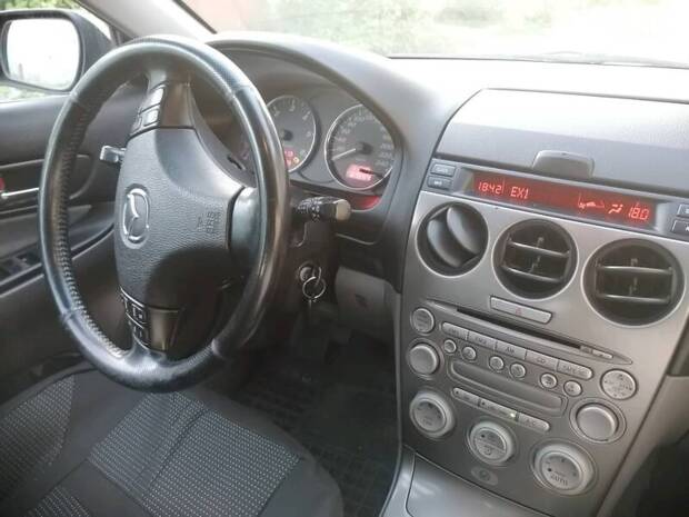 Mazda 6 2003