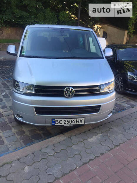 Volkswagen Caravelle 2013