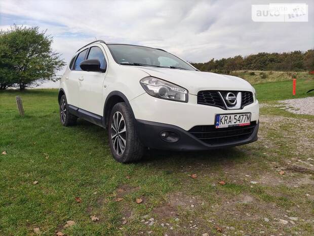 Nissan Qashqai+2 2014