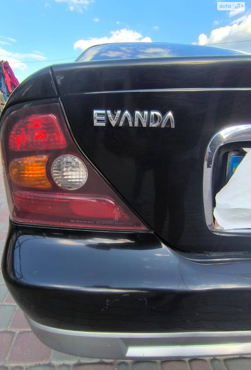 Chevrolet Evanda 2004