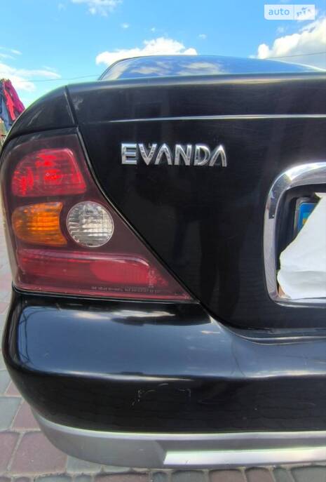 Chevrolet Evanda 2004