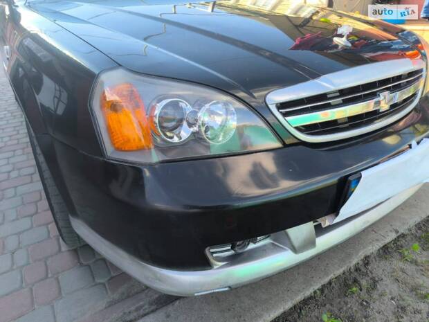 Chevrolet Evanda 2004