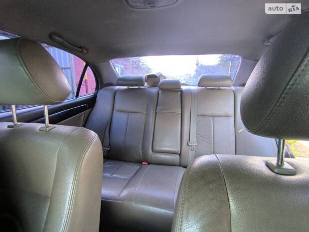 Chevrolet Evanda 2004