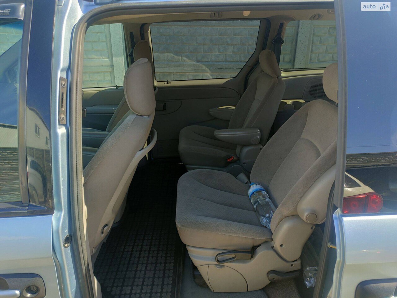 Dodge Caravan 2003