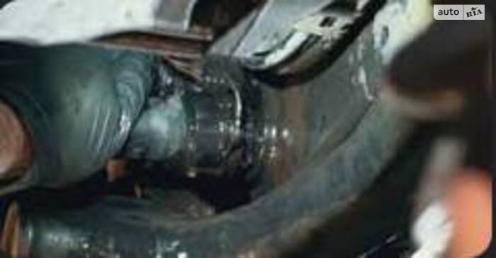 Заміна  патрубка охолодження 5Q0122058C