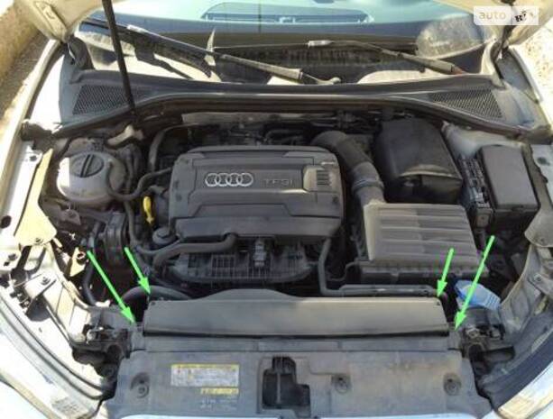 Заміна  патрубка охолодження 5Q0122058C