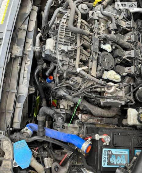 Заміна  патрубка охолодження 5Q0122058C