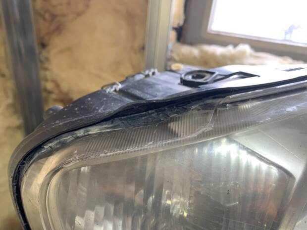 Не працює ближне світло фари. Моддинг фар частина 1