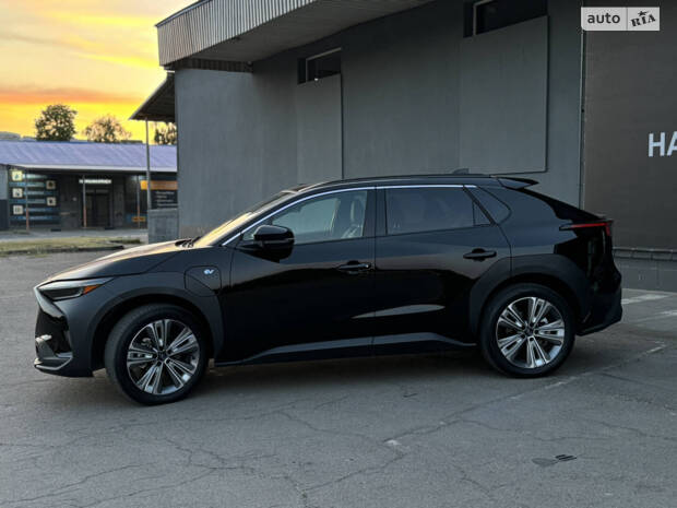 Subaru Solterra 2023