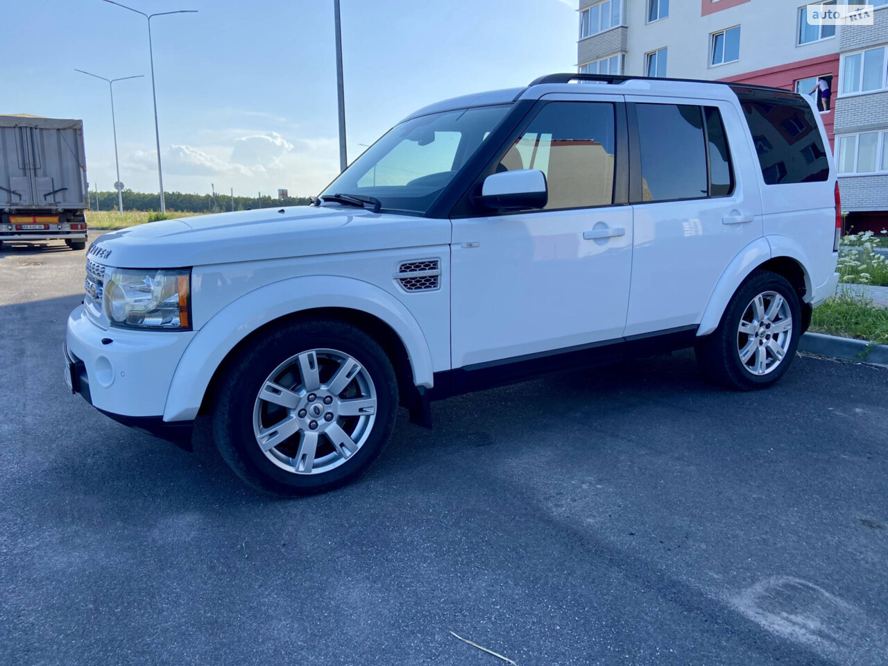 Land Rover Discovery 2013