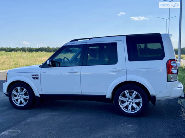 Land Rover Discovery 2013