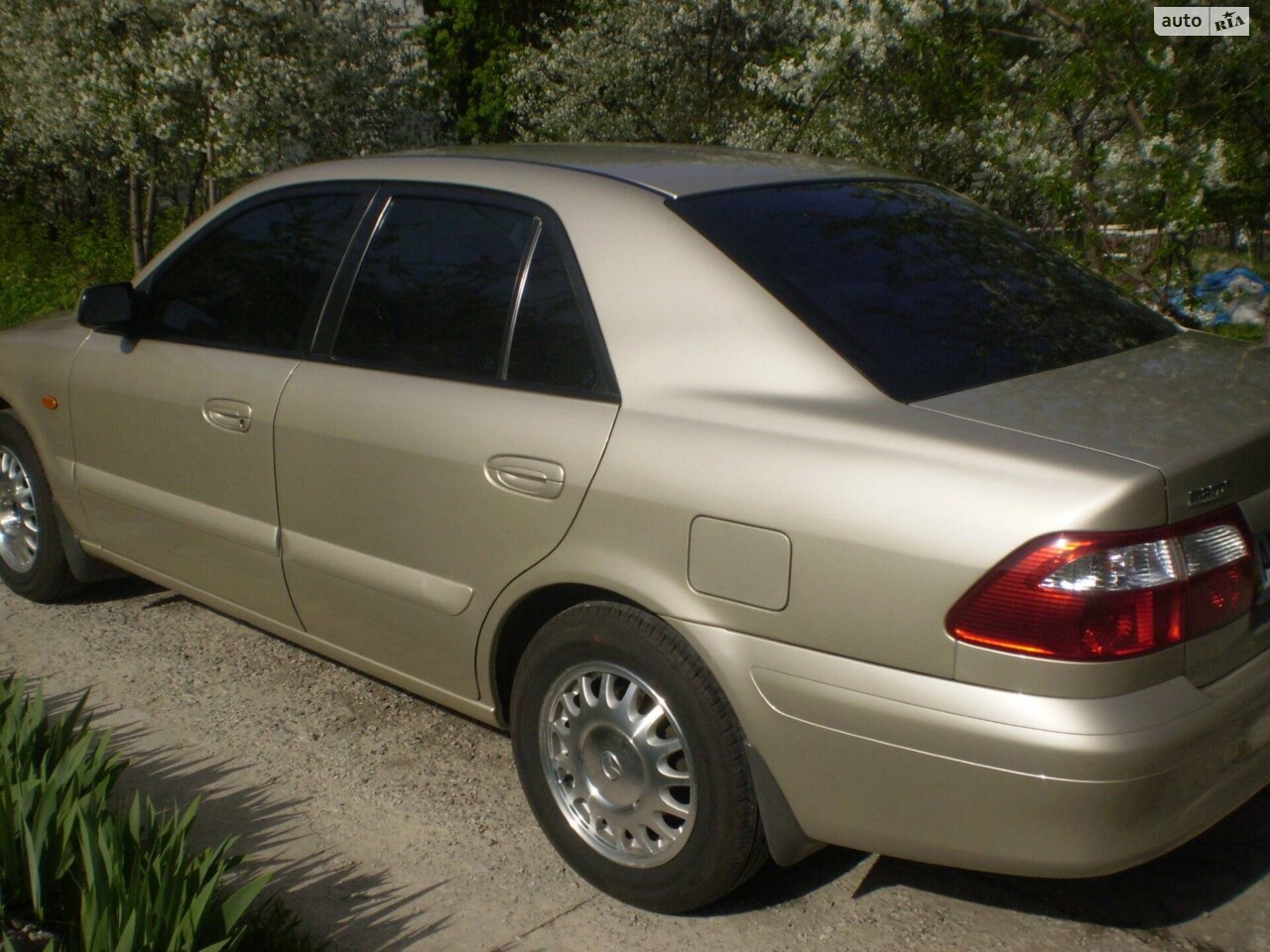 Mazda 626 2000
