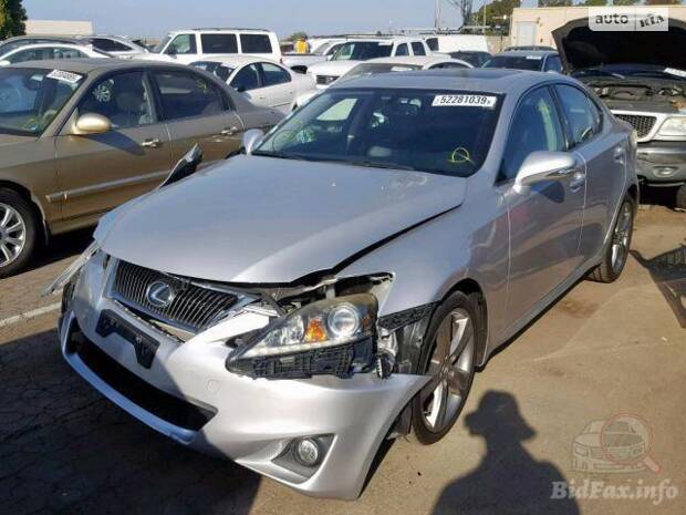 Lexus IS 2011