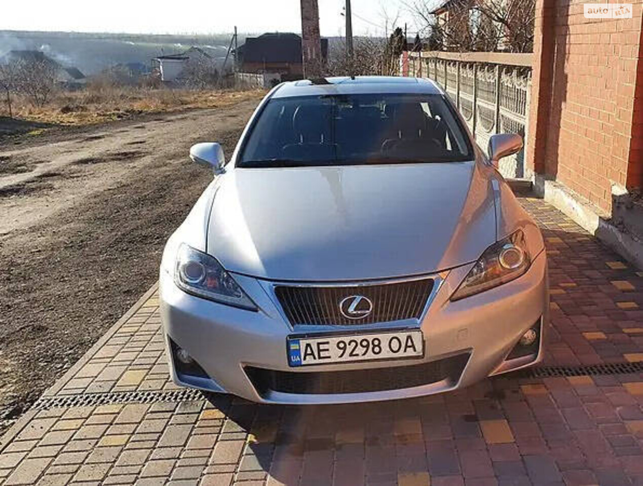 Lexus IS 2011