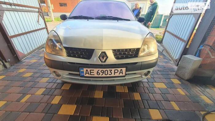 Renault Clio 2004