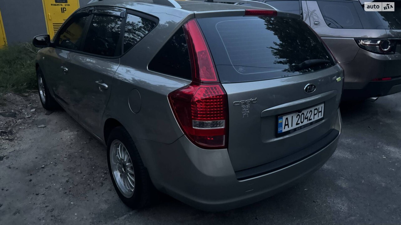 Kia Ceed 'Сідий'