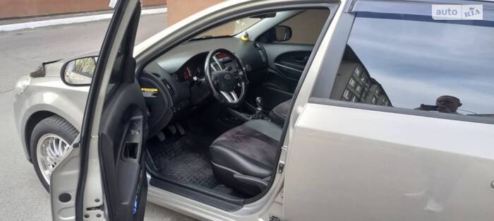 Купівля KIA CEED 2009 1.4 газ/бенз та муки пошуку авто