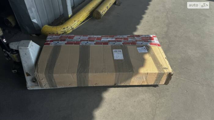 Сидіння із бустерами по заводу у Volvo S60 2011