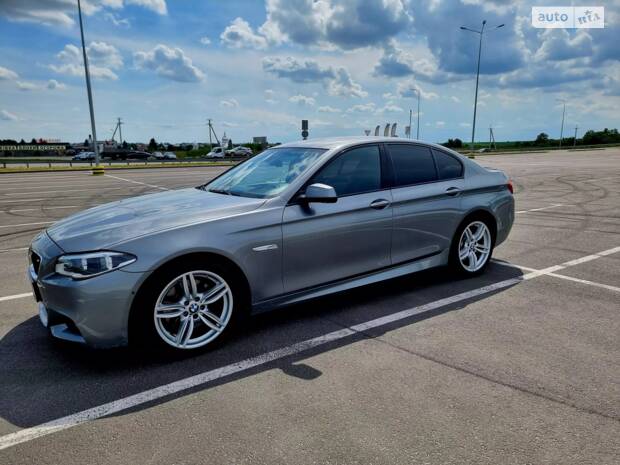 BMW 5 Series 2012