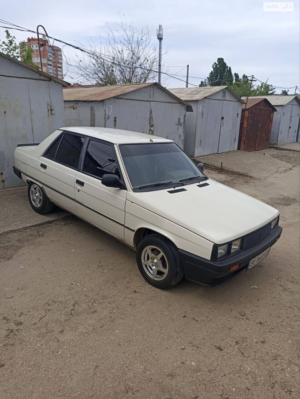 Renault 9 1986