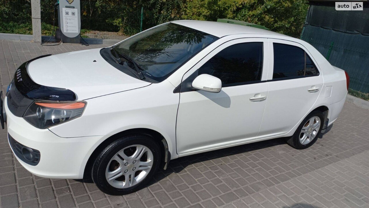 Geely GC6 2014