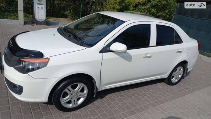 Geely GC6 2014
