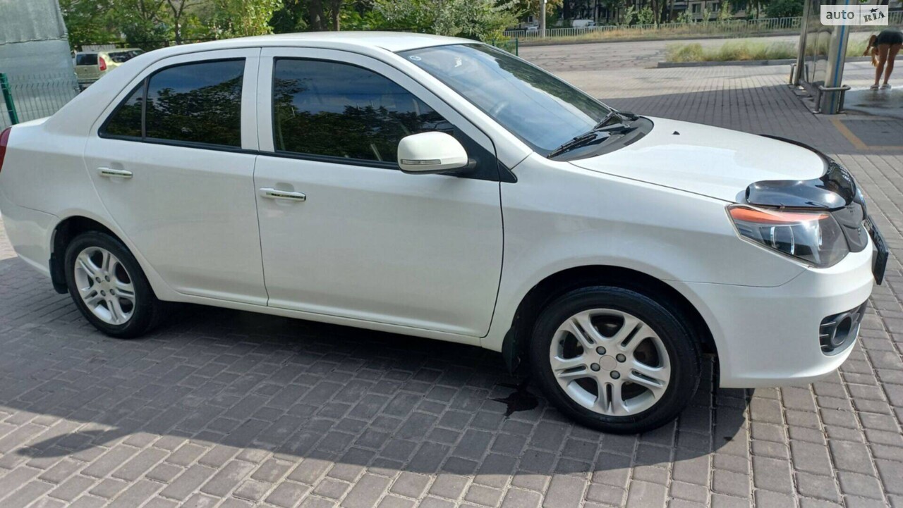 Geely GC6 2014