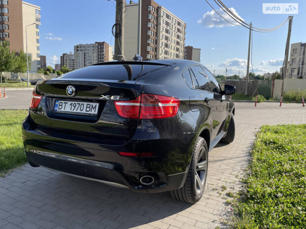 BMW X6 2012