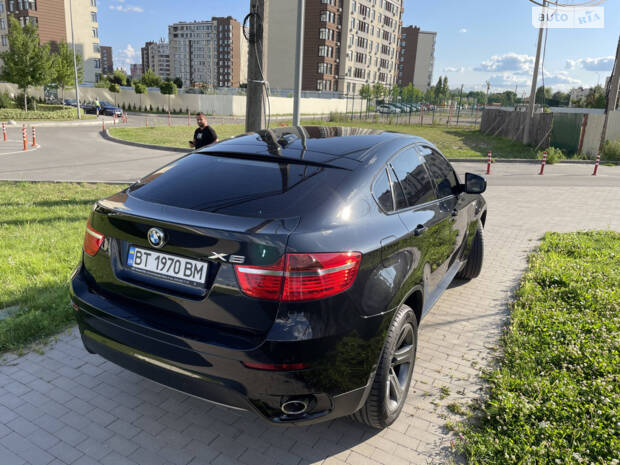 BMW X6 2012