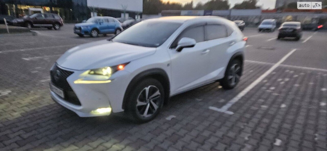 Lexus NX 2017