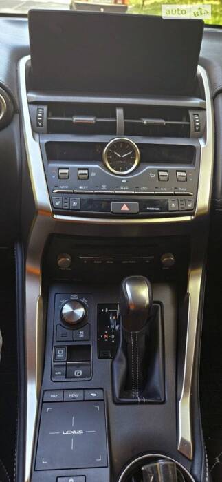 Lexus NX 2017