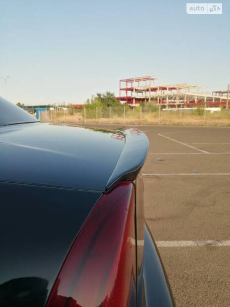 Не великий тюнінг передньої решітки і спойлера)