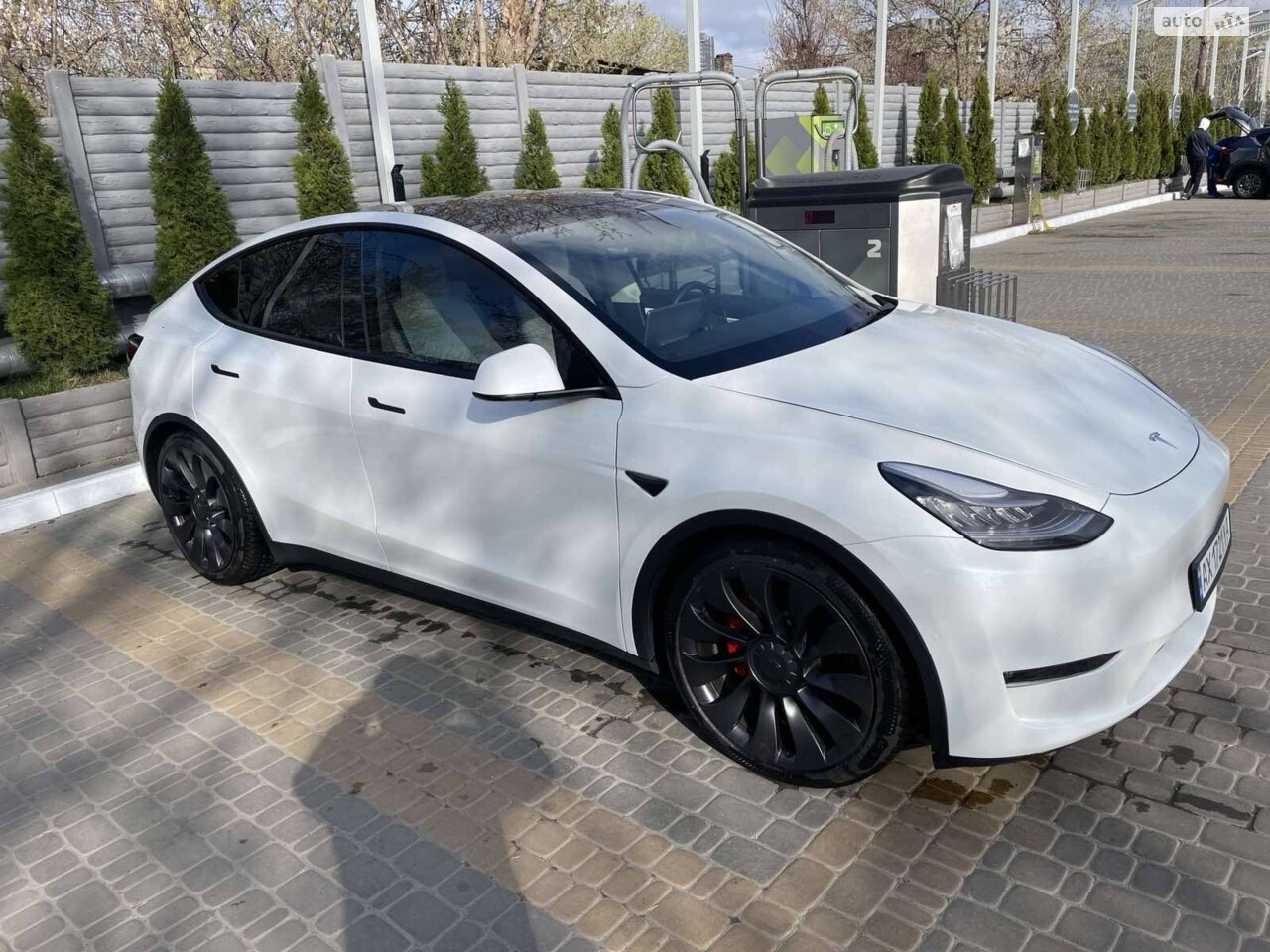Tesla Model Y 2020