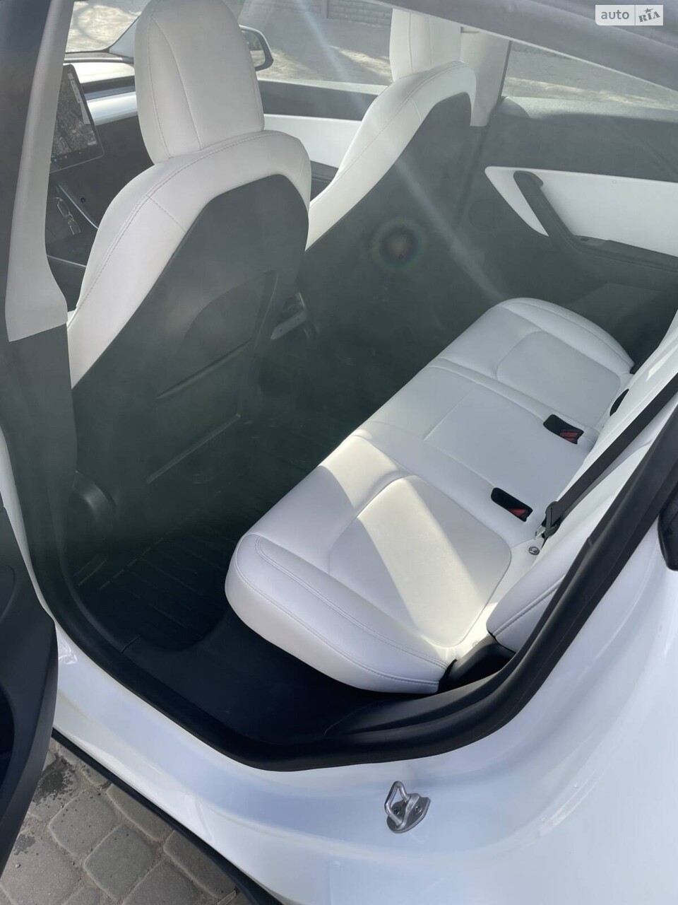 Tesla Model Y 2020
