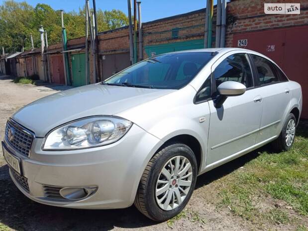 Fiat Linea 2012