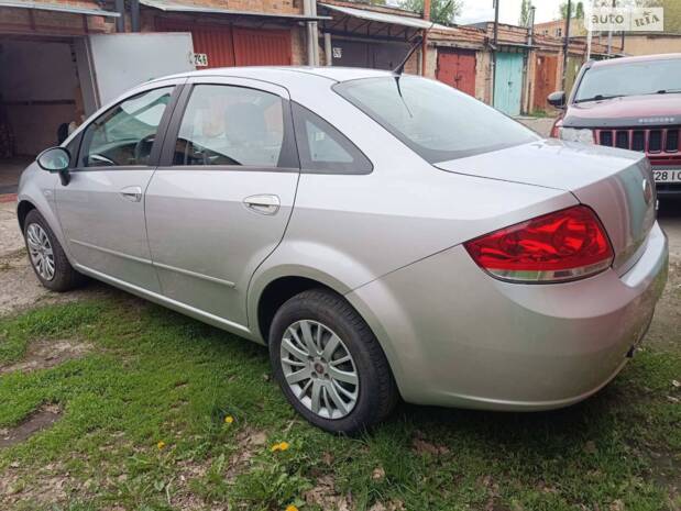 Fiat Linea 2012