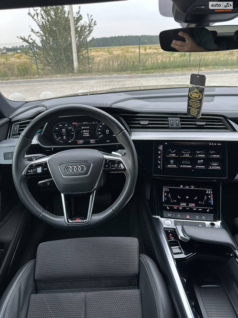 Audi e-tron 2019