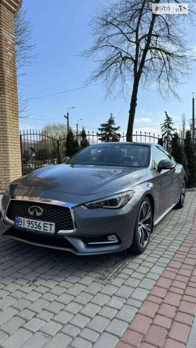 Infiniti Q60 2017