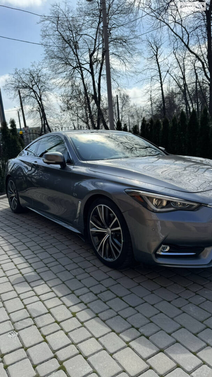 Infiniti Q60 2017