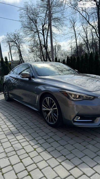 Infiniti Q60 2017