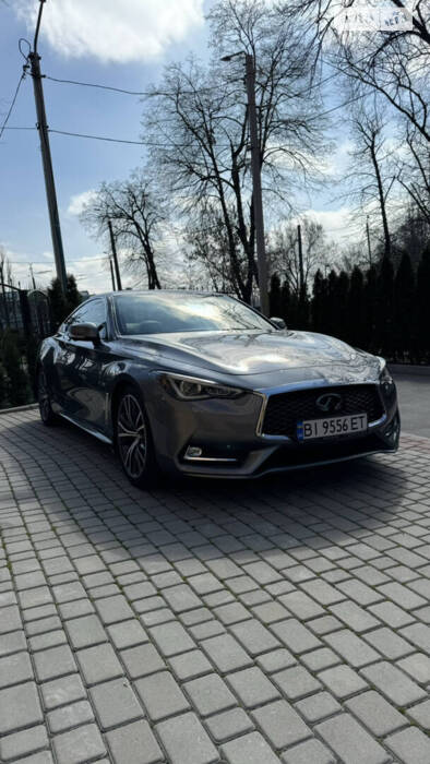 Infiniti Q60 2017