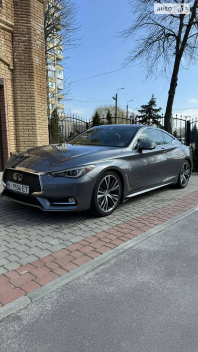 Infiniti Q60 2017