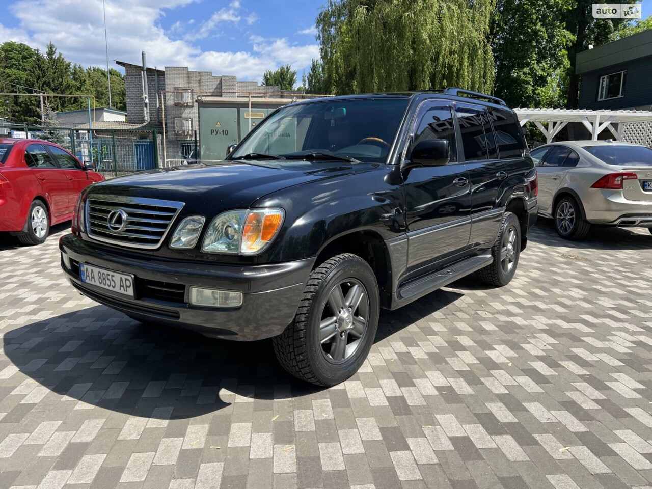 Lexus LX 2006