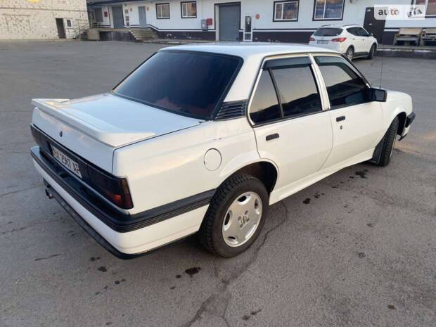 Opel Ascona 1987