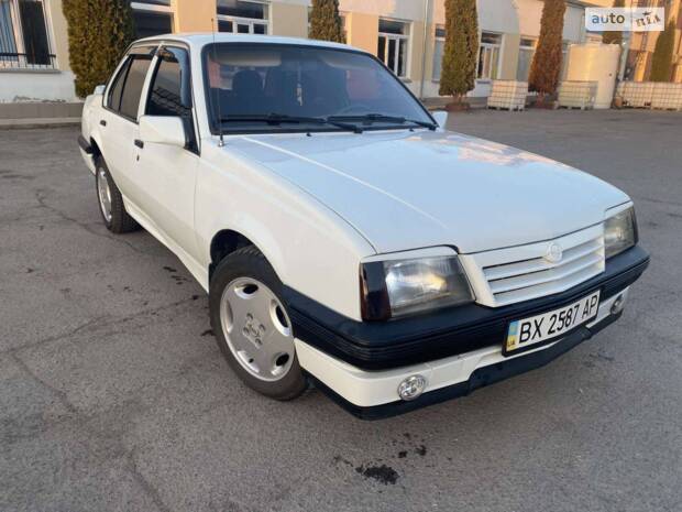 Opel Ascona 1987