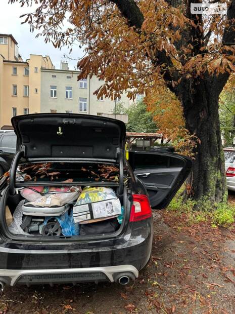 Моя перша подорож довжиною в 3 200 км на моєму Volvo S60 (Буча – Жирона)