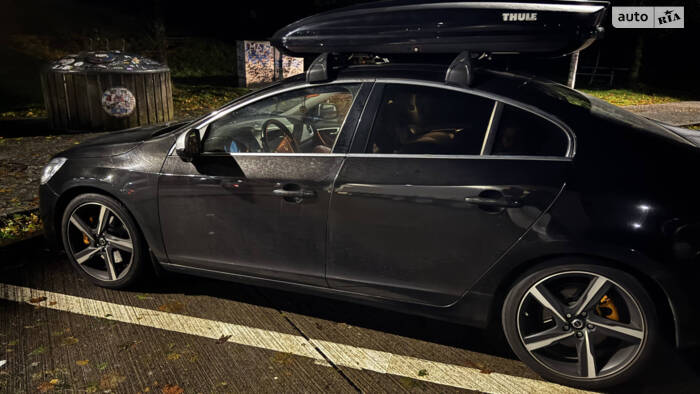 Моя перша подорож довжиною в 3 200 км на моєму Volvo S60 (Буча – Жирона)