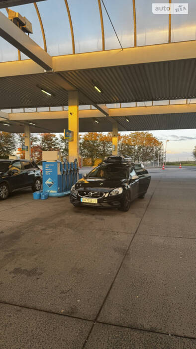 Моя перша подорож довжиною в 3 200 км на моєму Volvo S60 (Буча – Жирона)