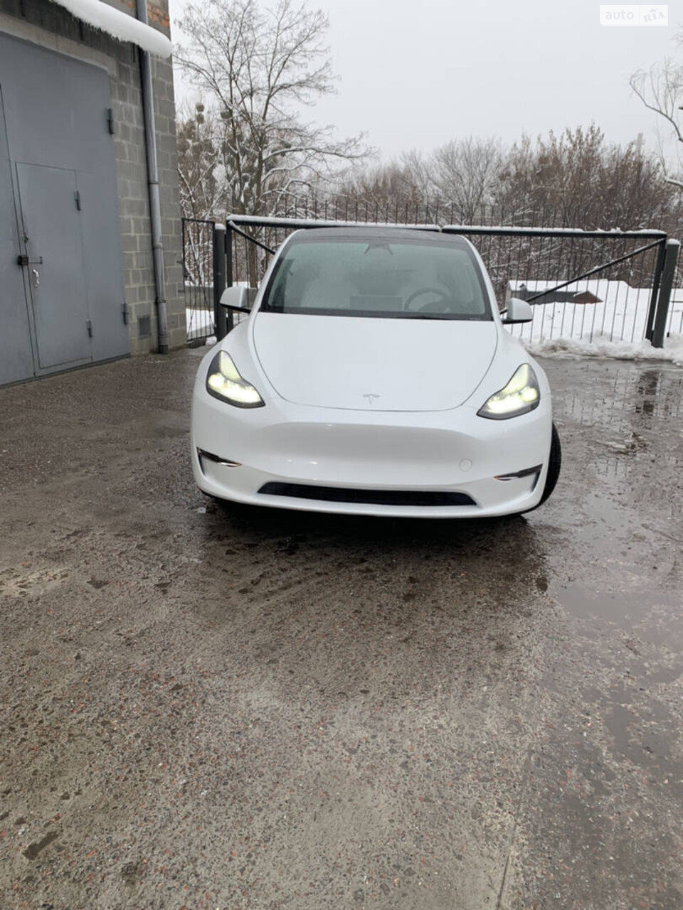 Tesla Model Y 2022