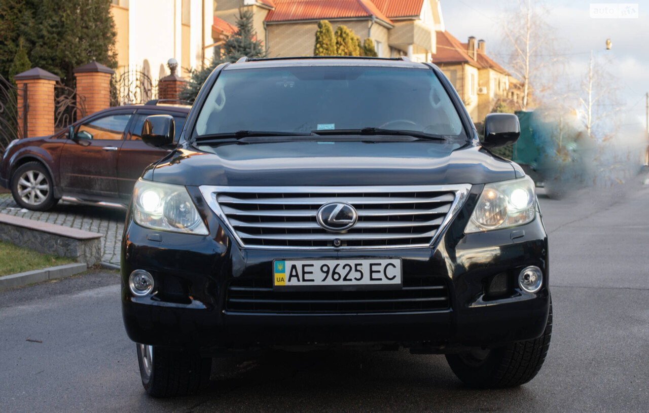 Lexus LX 2008
